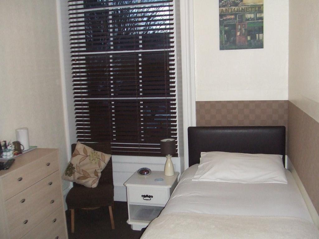 Alister Guest House Saint Helier Jersey 部屋 写真